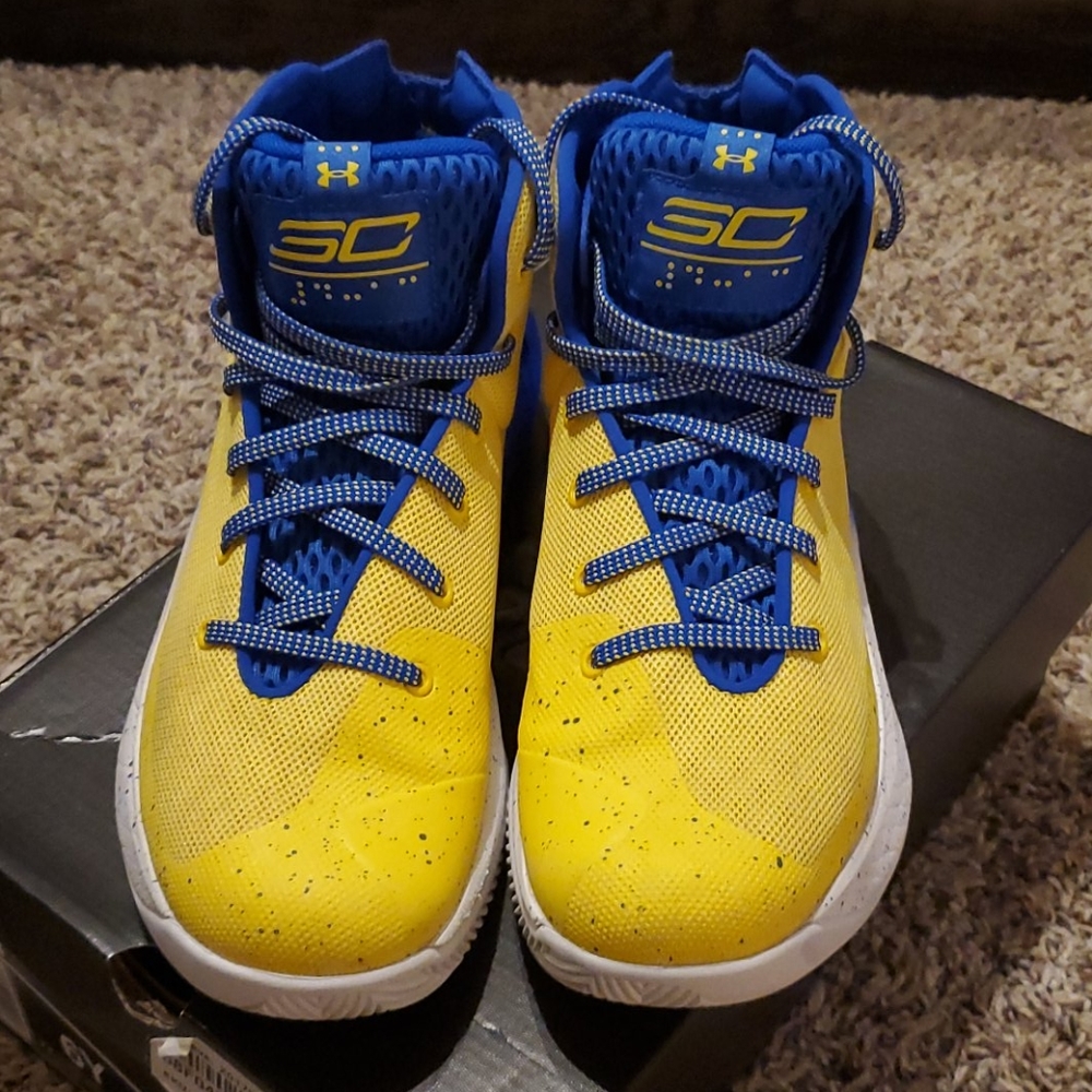 Stephen currys 3 yellow youth 6